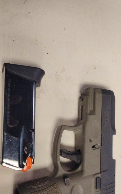 TAURUS G2C 40 Smith & Wesson - Image 1 of 2