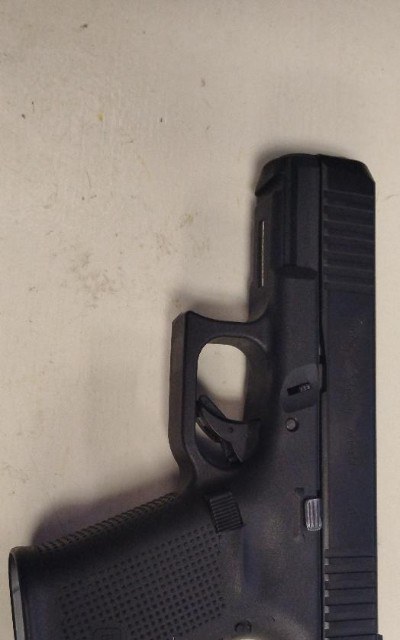 GLOCK 23 GEN5 40 Smith & Wesson - Image 1 of 2