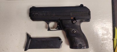 HI-POINT C9 - PISTOL 9MM LUGER (9x19 PARA) - Image 1 of 2