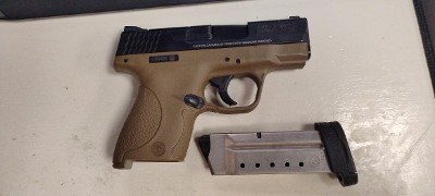 SMITH & WESSON M&P 40 SHIELD 40 Smith & Wesson - Image 2 of 2