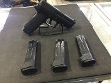 SIG SAUER SP2022 9MM LUGER (9x19 PARA) - 1 of 3