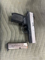 SMITH & WESSON SW 40VE 40 Smith & Wesson - Image 1 of 2