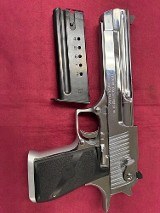 MAGNUM RESEARCH desert eagle .44 MAGNUM - 3 of 3