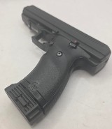 HI-POINT JCP-40 40 Smith & Wesson - 3 of 3