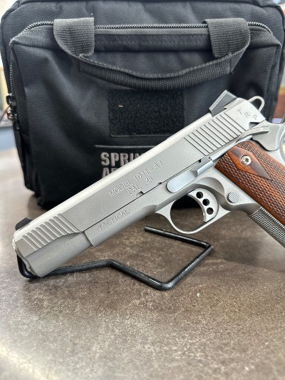 SPRINGFIELD ARMORY 1911-A1 TRP .45 acp - Image 2 of 3