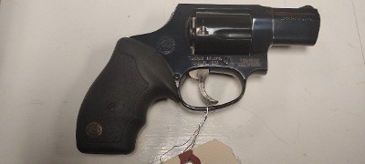 TAURUS 85 HAMMERLESS .38 SPL - Image 1 of 2