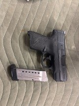 SMITH & WESSON M&P 9 SHIELD 9MM LUGER (9x19 PARA) - 1 of 2