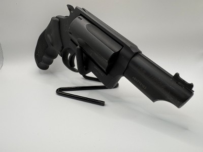 TAURUS The Judge .45 LC/.410 GA - Image 3 of 3