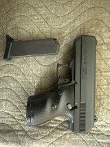 HI-POINT C9 - PISTOL 9MM LUGER (9x19 PARA) - Image 2 of 2
