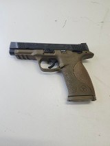 SMITH & WESSON M&P 45 (109156) 45 ACP (45 Auto) - 2 of 3