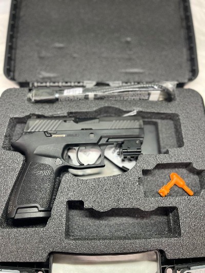 SIG SAUER P320 9MM LUGER (9x19 PARA) - Image 1 of 3