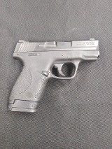 SMITH & WESSON M&P 40 SHIELD .40 S&W - 1 of 3