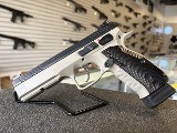CZ SHADOW 29MM LUGER (9x19 PARA) - 1 of 3