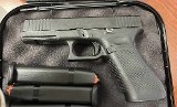 GLOCK G17 GEN5 9MM LUGER (9x19 PARA) - 1 of 3