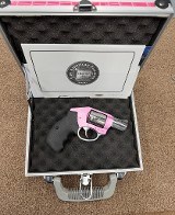 CHARTER ARMS The Chic Lady .38 SPL - 1 of 3