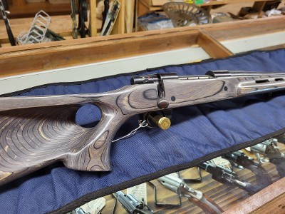 WEATHERBY VANGUARD .257 WBY MAG - Image 1 of 3