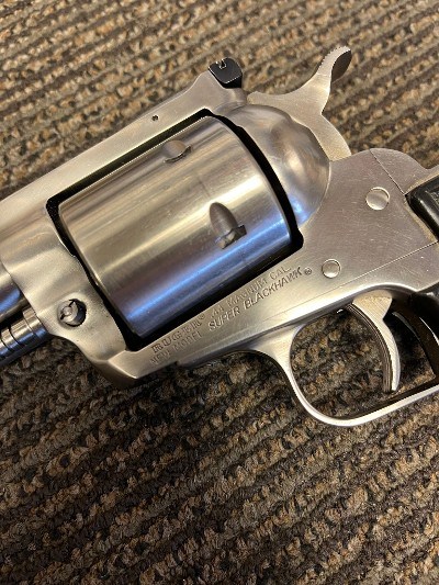RUGER SUPER BLACKHAWK .44 MAGNUM - Image 3 of 3