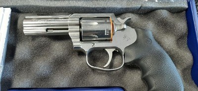 COLT KING COBRA STAINLESS .357 MAG - Image 2 of 3