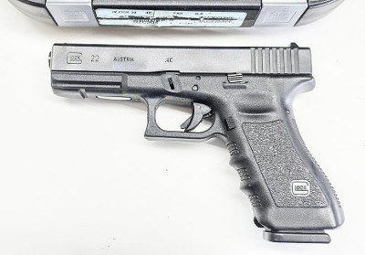 GLOCKBLUE LABEL GLOCK 22 GEN 3 CHAMBERED IN .40 CAL .40 CALIBER - Image 2 of 2