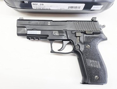 SIG SAUER SIG P226 NAVY CHAMBERED IN 9MM 9MM LUGER (9x19 PARA) - Image 1 of 3