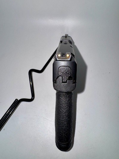 SMITH & WESSON M&P 40 SHIELD .40 S&W - Image 3 of 3