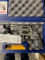 COLT PYTHON .357 MAG - 1 of 3