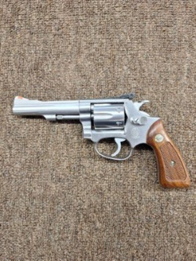 SMITH & WESSON 63 .22/32 KIT GUN .22 LR - Image 1 of 3
