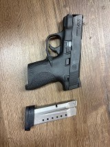 SMITH & WESSON M&P 9 SHIELD 9MM LUGER (9x19 PARA) - 1 of 3