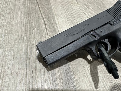 SMITH & WESSON sw40F .40 S&W - Image 2 of 3