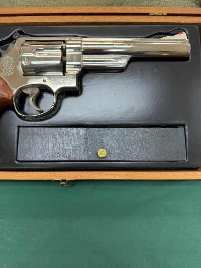 SMITH & WESSON 29-2 .44 MAGNUM - Image 2 of 3