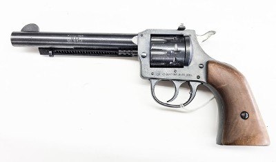 H&R MODEL 949 CHAMBERED IN .22 LR .22 LR - Image 2 of 2