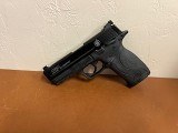 SMITH & WESSON M&P22 COMPACT .22 LR - Image 2 of 3