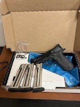 SMITH & WESSON M&P22 COMPACT .22 LR - Image 1 of 3