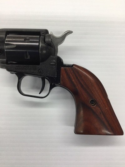 HERITAGE MFG. ROUGH RIDER-22 .22 CAL - Image 2 of 3