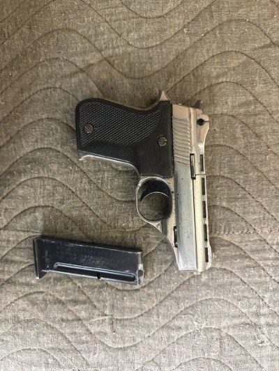 PHOENIX ARMS HP22 .22 LR - Image 1 of 2