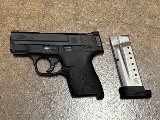SMITH & WESSON M&P 9 SHIELD 9MM LUGER (9x19 PARA) - 1 of 3