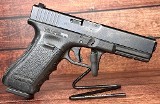 GLOCK 22 Gen 3 40 S&W G22 (10 Round Version) .40 S&W - 2 of 3