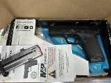 SMITH & WESSON M&P9 SHIELD EZ M2.0 9MM LUGER (9X19 PARA) - 2 of 3