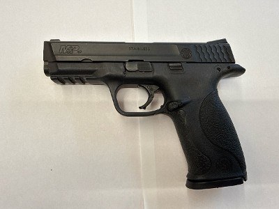 SMITH & WESSON M&P 40 STAINLESS 40 Smith & Wesson - Image 1 of 2