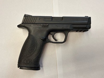 SMITH & WESSON M&P 40 STAINLESS 40 Smith & Wesson - Image 2 of 2