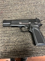 BROWNING HI POWER .40 S&W - 2 of 3