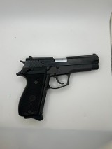 DAEWOO DH40 .40 S&W - 1 of 3