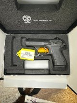 MAGNUM RESEARCH DESERT EAGLE .40 S&W - 2 of 3