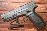 SPRINGFIELD ARMORY XD-40 Black 40 S&W 4"SA XD40 .40 S&W - 1 of 3