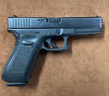 GLOCK 22 .40 CALIBER - 2 of 3
