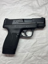 SMITH & WESSON M&P 45 shield M2.0 .45 ACP - Image 2 of 3