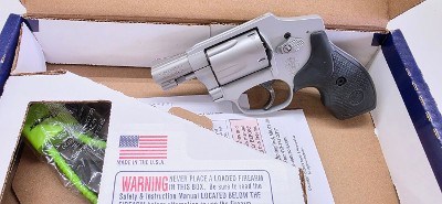 SMITH & WESSON MODEL 642-2 AIRWEIGHT .38 SPL - Image 1 of 3