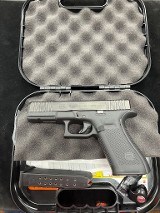 GLOCK 17 GEN 5 9MM LUGER (9x19 PARA) - 1 of 2
