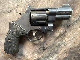 SMITH & WESSON 327NG .357 MAG - Image 1 of 2