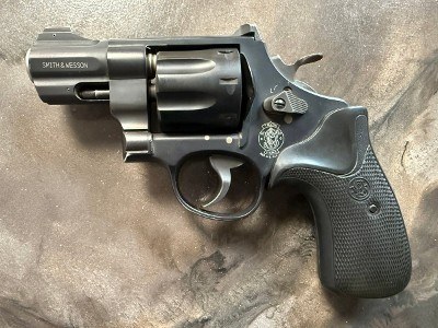 SMITH & WESSON 327NG .357 MAG - Image 2 of 2